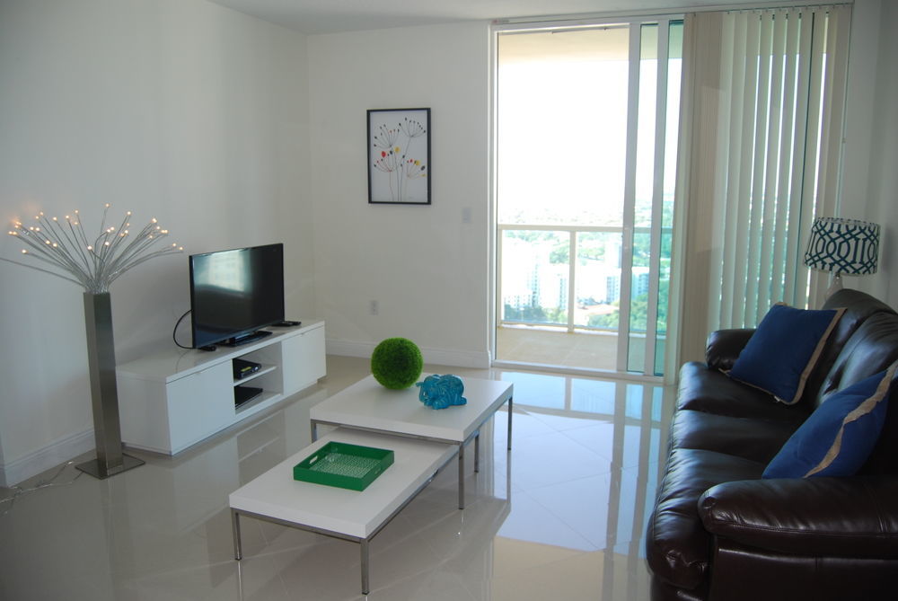 Churchill Suites Miami Brickell - One Broadway Kültér fotó